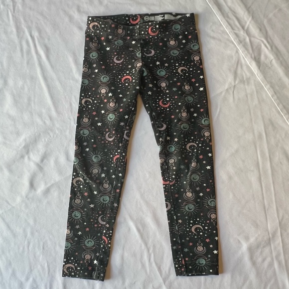 Back to School Bundle of two pairs of Girls 4/5 Leggings - Picture 4 of 5